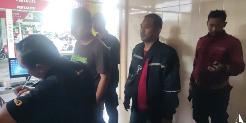 Polsek Simokerto Polrestabes Surabaya Respon Cepat Saat Ada Keributan Di SPBU Jalan Kenjeran