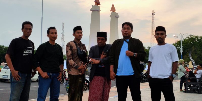 Laksanakan Ibadah Umroh,Aliansi wartawan Sampang ( AWAS) Sambut Kedatangan Supyanto