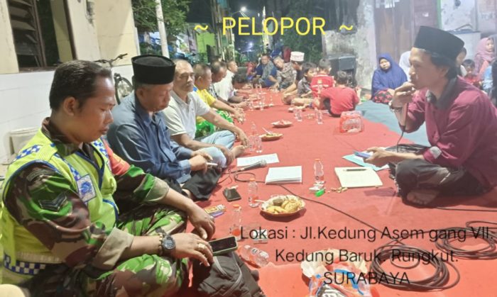 Babinsa Koramil 0831/05 Kec. Rungkut Kawal Musyawarah Warga Pada Tasyakuran Menyongsong Tahun Baru 2024