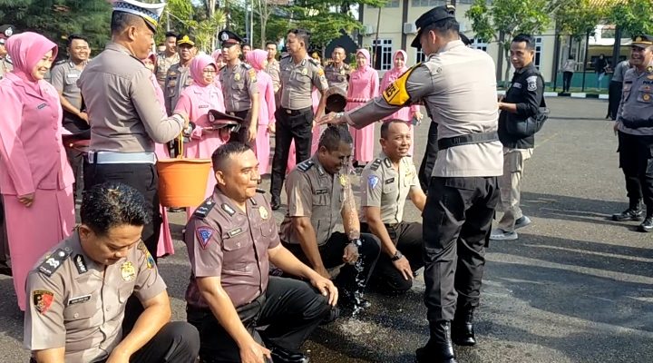 35 Personil Polres Sampang Naik Pangkat Di Awal Tahun 2024