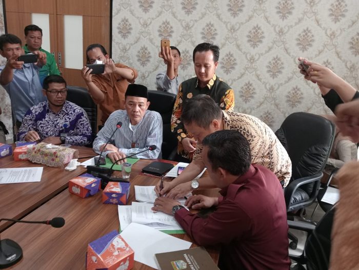PT. PML Gusur kebun Karet Warga Diganti Taliasih Satu Juta Per Hektar