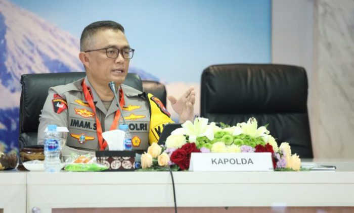 Anev Sitkamtibmas 2024, Kapolda Jatim Tekankan Para Kapolres Komitmen Wujudkan Pemilu 2024 Sukses dan Kondusif