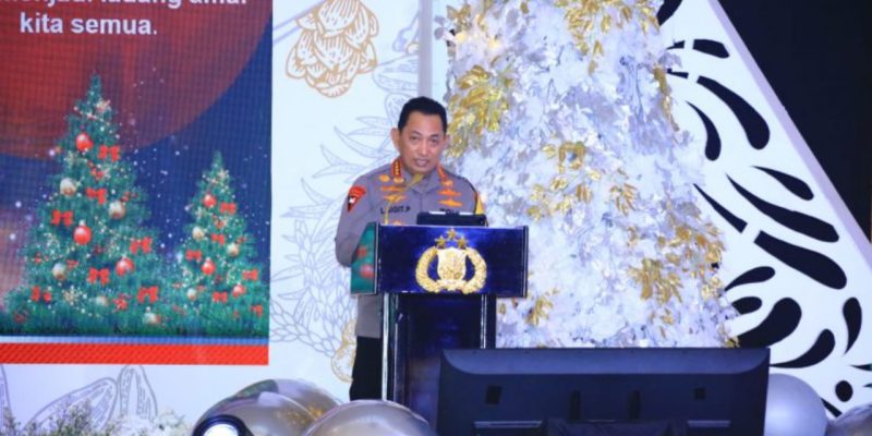 Di Acara Natal Bersama Polri Kapolri Titip Cooling System Ke Tokoh Lintas Agama