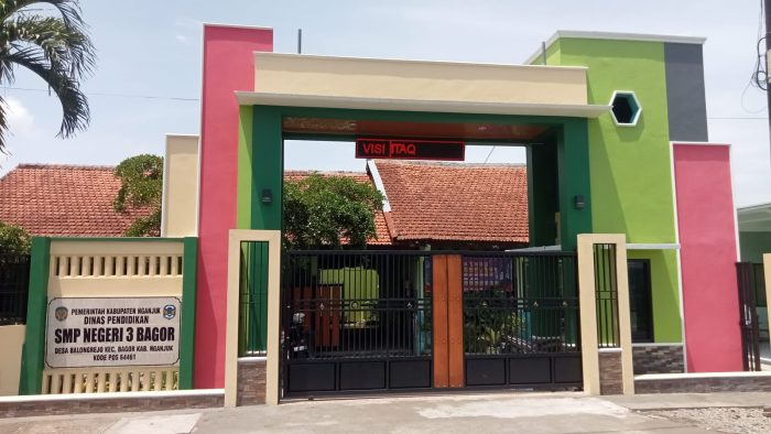 Rehabilitasi Beberapa Ruang Di Smpn 3 Bagor Rampung Di Kerjakan & Lancarkan Belajar Mengajar
