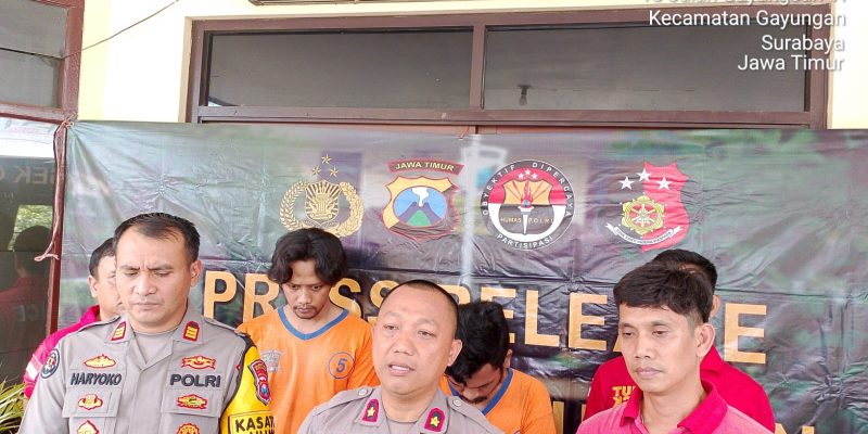 Unit Reskrim Polsek Gayungan Polrestabes Surabaya Menciduk Pelaku Jual Beli Pil Koplo Dan Amankan 230 Butir