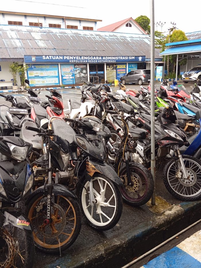 Satlantas Polres Kotamobagu Menindak  Kenalpot Brong Yang Resahkan Warga