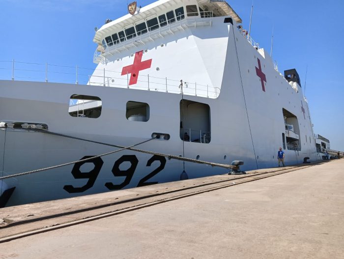 Peduli Palestina, KRI Dr Radjiman Wedyodiningrat-992 Membawa 242,6 Ton Bantuan Kemanusiaan