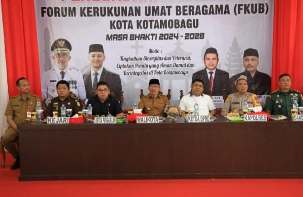 Walikota Asripan Nani Kukuhkan Pengurus FKUB Kotamobagu Masa Bakti 2024 – 2028