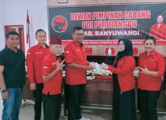HUT ke77 Ketua Umum Megawati Soekarnoputri DPC PDI Perjuangan Banyuwangi Gelar Tasyakuran dan Tumpangan