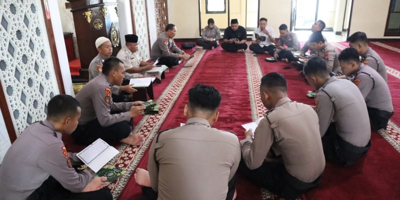 Menuju Pemilu 2024 Aman dan Damai, Polres Bangkalan Gelar Khotmil Qur’an