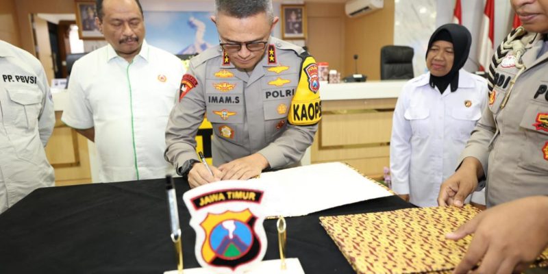Kapolda Jatim Terpilih Secara Aklamasi Jadi Ketua PBVSI Jawa Timur