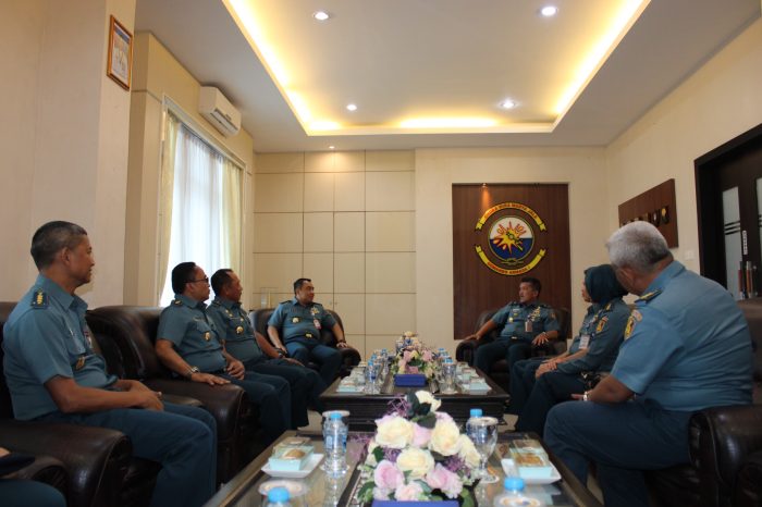 Kadiskesal Laksanakan Courtesy Call (CC) Di Mako Koarmada I