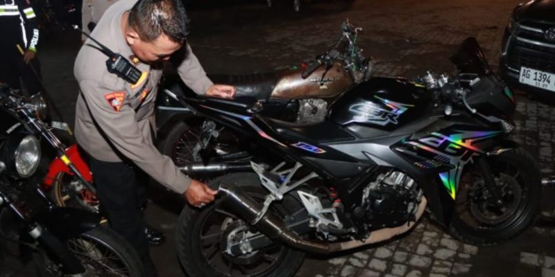 Gelar Patroli Gabungan Polres Kediri Amankan Puluhan Motor Berknalpot Brong