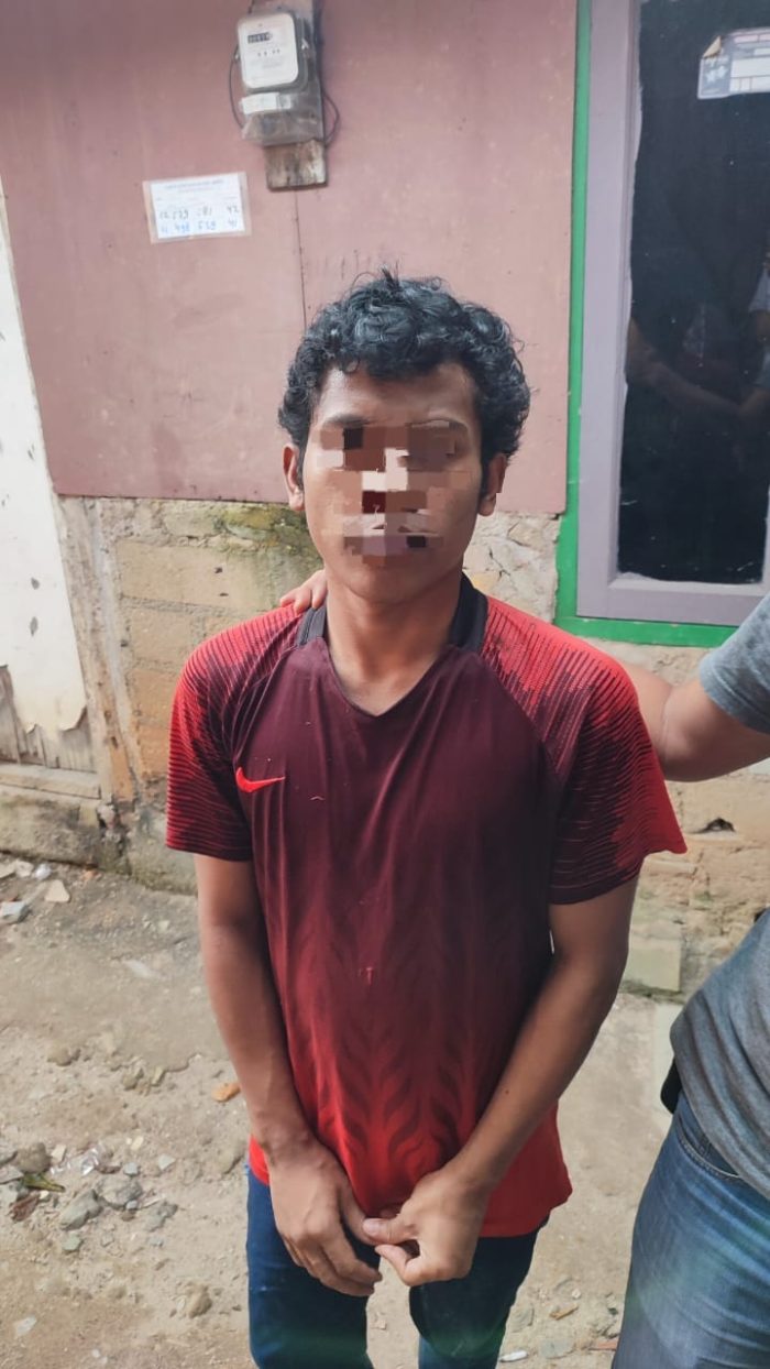 Wanita Paruh Baya Kaget, Tiba-Tiba Pria Muda Ini Hendak Memperkosanya