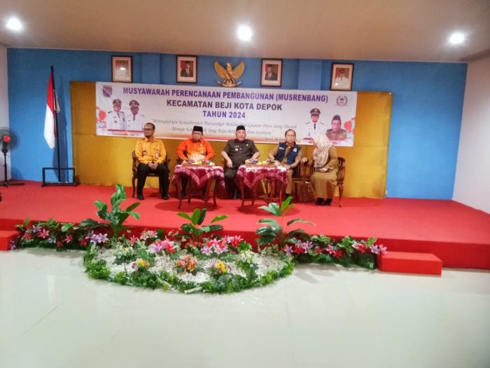 Walikota Depok DR.KH.Mohammadis MA Membuka Mesrembang Tingkat Kecamatan Beji Depok