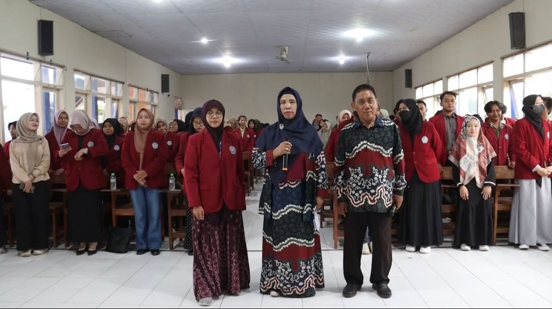Dukung Pemilu Damai Tahun 2024, Civitas Akademika STKIP Muhammadiyah Lumajang Gelar Deklarasi