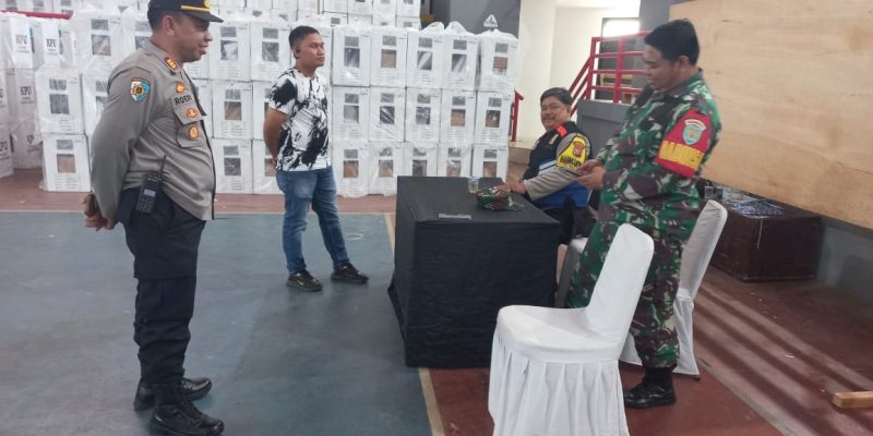 Jajaran Polres Purwakarta Perketat Penjaga Gudang Logistik Yang Tersebar Di 17 Lokasi PPK Se-Kabupaten