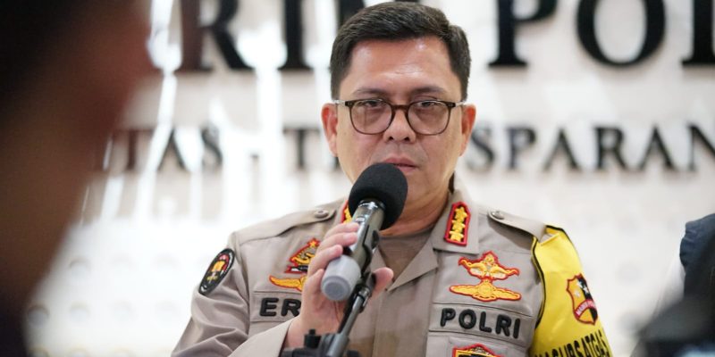 Polri Bekerja Sama Imigrasi Tangkap DPO Interpol WN Jepang di Batam