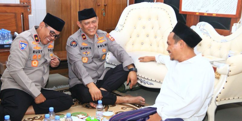 Gus Baha Apresiasi Polri Wujudkan Pemilu Aman dan Damai