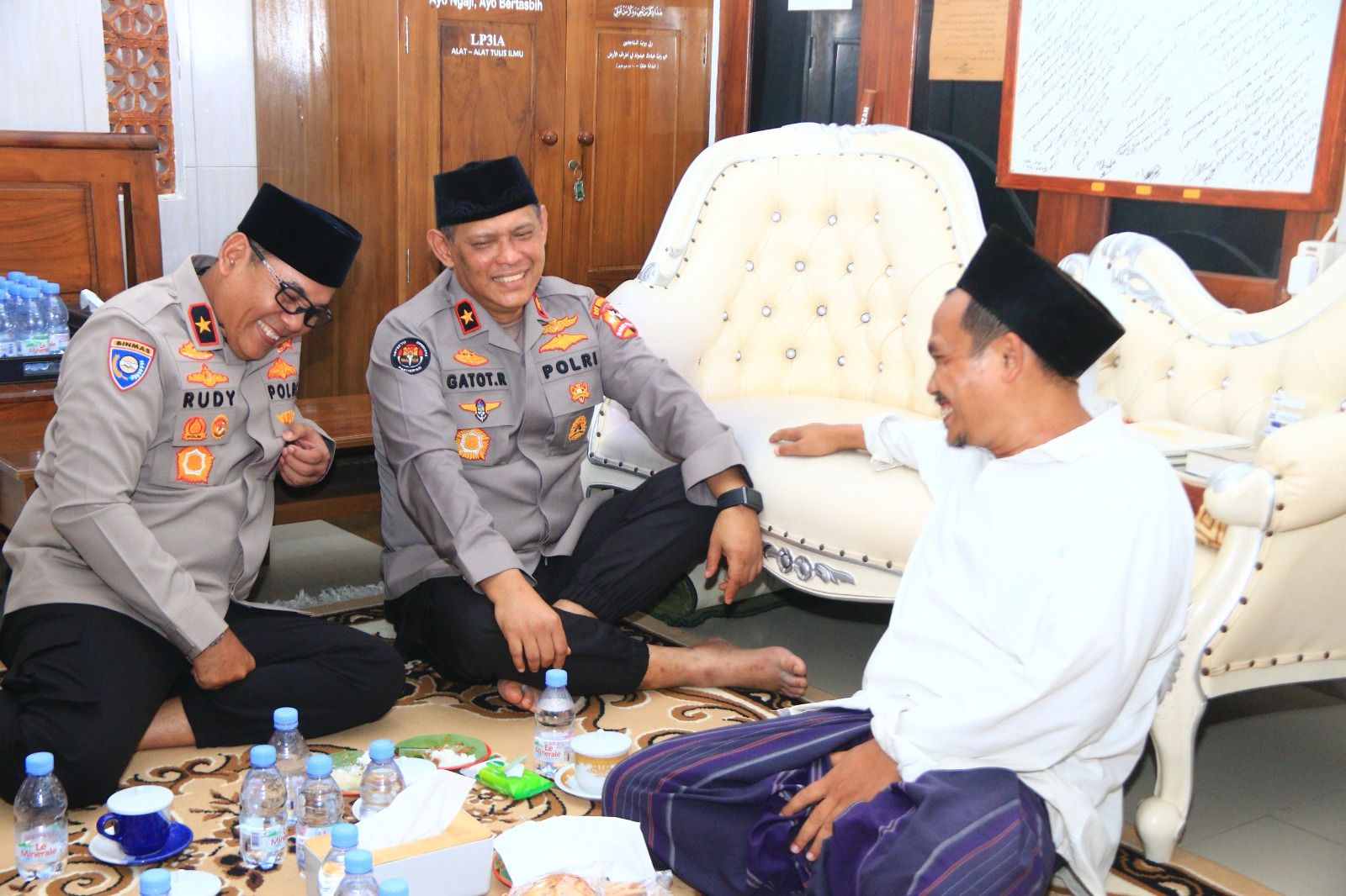 Gus Baha Apresiasi Polri Wujudkan Pemilu Aman dan Damai