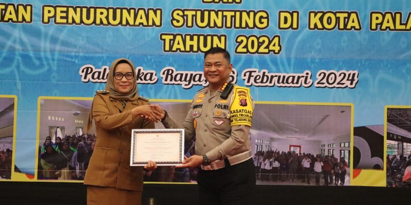 Dirlantas Polda Kalteng Terima Penghargaan Walikota Palangka Raya