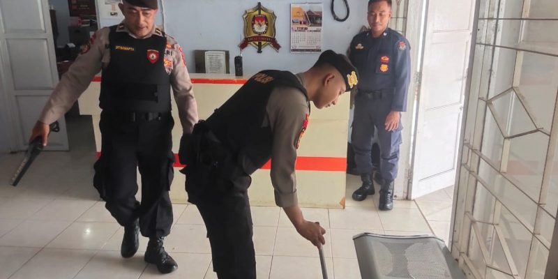 Jelang Rekapitulasi Pemilu 2024 di KPUD Kab Pekalongan – Rutin Dilaksanakan Sterilisasi