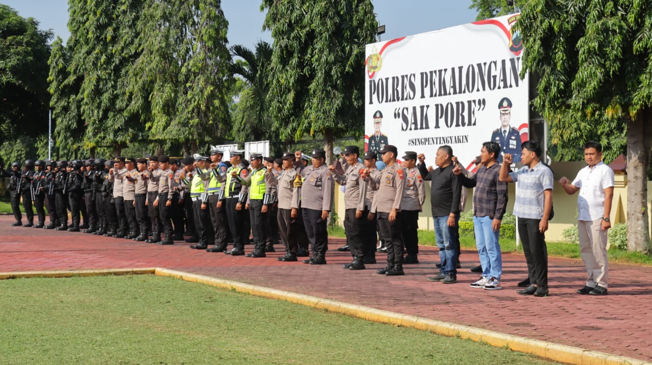 Ratusan Polisi Dilibatkan Dalam Pengamanan Rekap di KPU Kabupaten Pekalongan