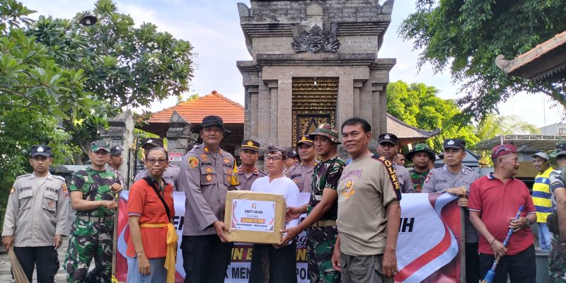 Kapolsek Menganti Dalam Rangka Bulan Bakti TNI- Polri Menjalin Kerukunan Dan Ketertiban Bersama Warga Serta Umat Beragama