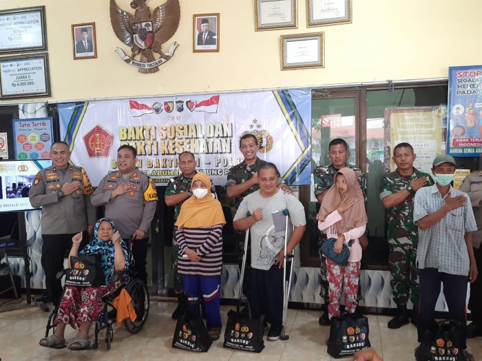 Polres Pelabuhan Tanjung Perak Gelar Bakti Kesehatan Dalam Rangka Bulan Bakti TNI – Polri