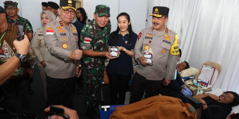 Polda Kepri Laksanakan Bakti Sosial dan Bakti Kesehatan Presisi Untuk Negeri