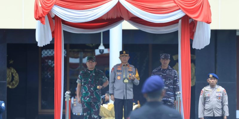 Kapolda Jatim Pimpin Apel Gelar Pasukan Gabungan Bulan Bhakti TNI Polri Tahun 2024