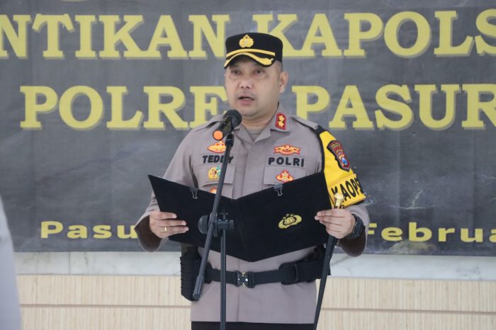 Kapolres Pasuruan Pimpin Upacara Pelantikan Kapolsek Puspo