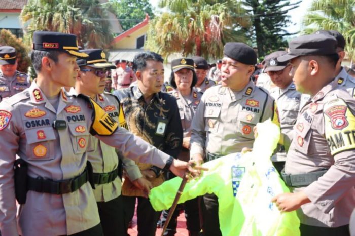 Pergeseran 320 Personel Polres Batu Untuk Pengamanan Lokasi TPS