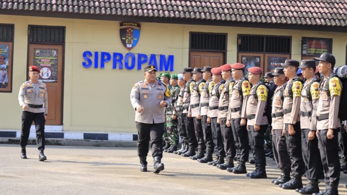 Pelaksanaan Apel Pergeseran Pasukan Dalam Rangka Pengamanan Tahap Pemungutan Suara Pemilu Tahun 2024