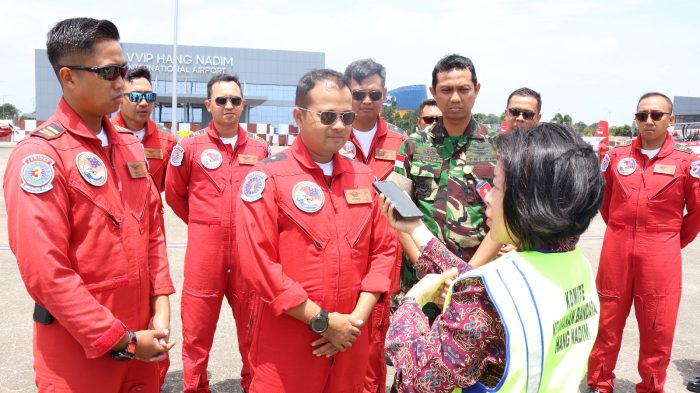 Tim JAT Tiba Di Batam Disambut Langsung Danlanud Hang Nadim Letkol Pnb Sony Aji Pramono