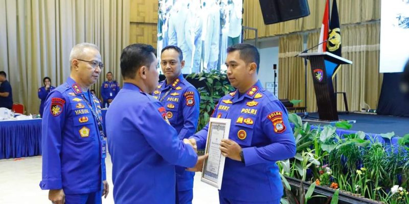Kabaharkam Polri Buka Rakernis Polairud Tahun 2024 di Kota Batam