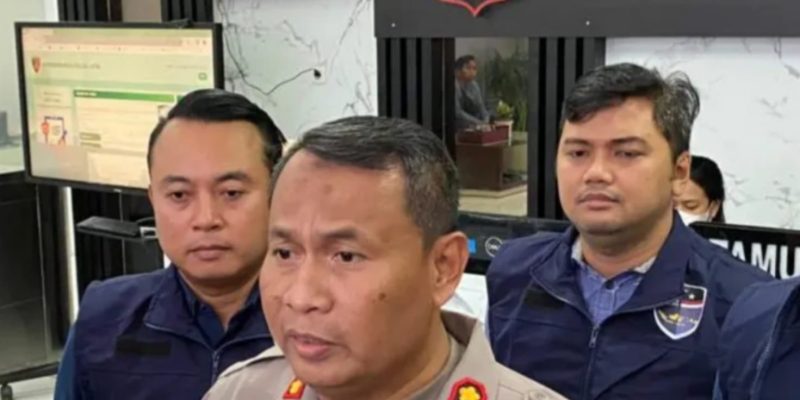 7 Orang Diperiksa Terkait Pelemparan Bom Rumah Ketua Kpps Di Pamekasan