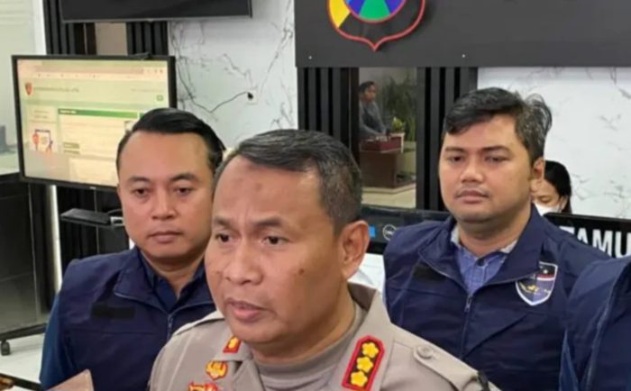 7 Orang Diperiksa Terkait Pelemparan Bom Rumah Ketua Kpps Di Pamekasan