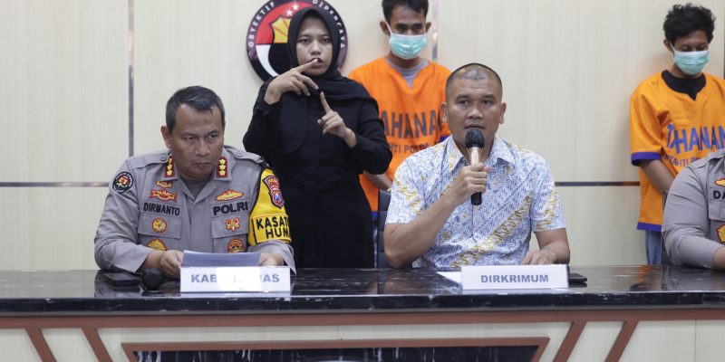 Tim Jatanras Ditreskrimum Polda Jatim Berhasil Tangkap Para Tersangka Motif Lempar Bondet Rumah Ketua KPPS Di Pamekasan