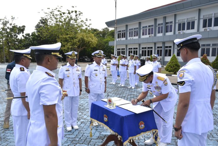 Upacara Sertijab Komandan Satrol Dan ASOPS di Pimpin Langsung Danlantamal IV