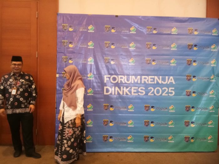 Staf Ahli Bidang Sdm Pembangunan Kemasyarakatan Sekda Kota Depok Dia Sahdia Membuka Acara Forum Rencana Kerja Dinas Kesehatan Kota Depok