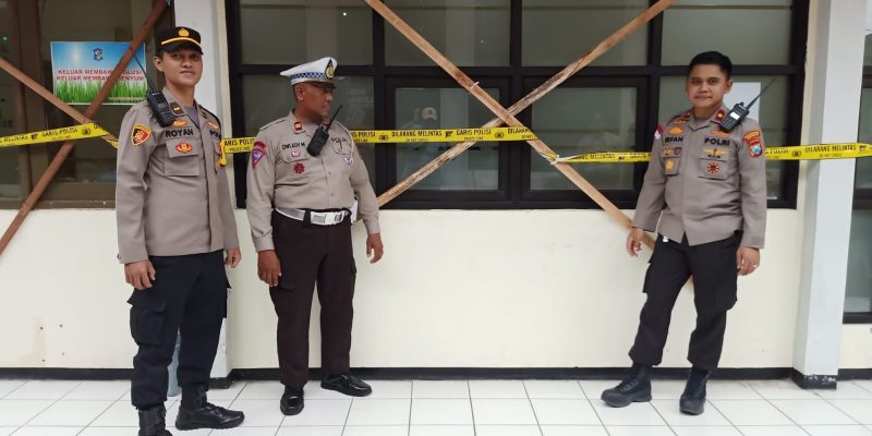 Rekapitulasi Suara PPK Simokerto Selesai Polisi Amankan Gudang Kotak Suara