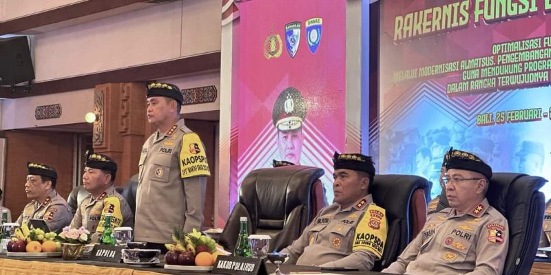 Kakorpolairud Baharkam Polri Irjen Pol M. Yassin Kosasih Hadiri Pembukaan Rakernis Fungsi Binmas Di Bali