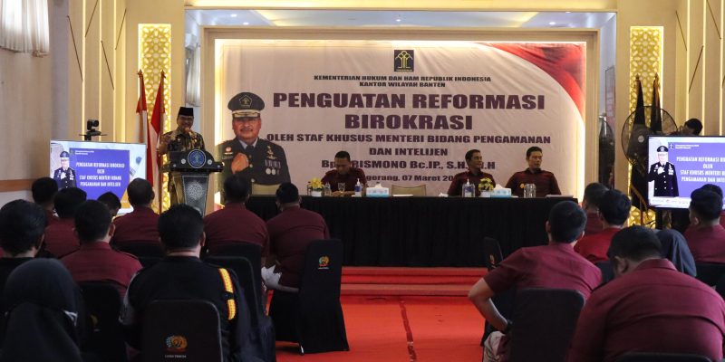 Stafsus Menkumham Bidang Pengamanan dan Intelijen Laksanakan Penguatan Reformasi Birokrasi Di Lapas Pemuda Tangerang