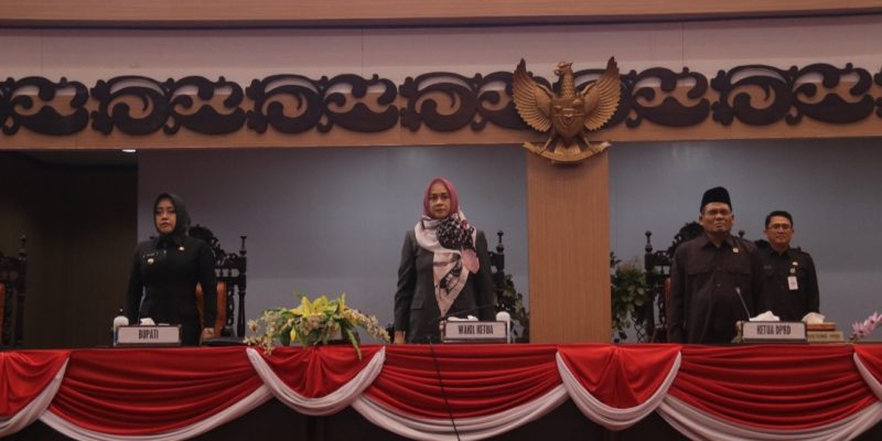 Bupati Mojokerto Hadiri Rapat Paripurna Penyampaian Nota Penjelasan Atas Laporan Keterangan Pertanggungjawaban 2023
