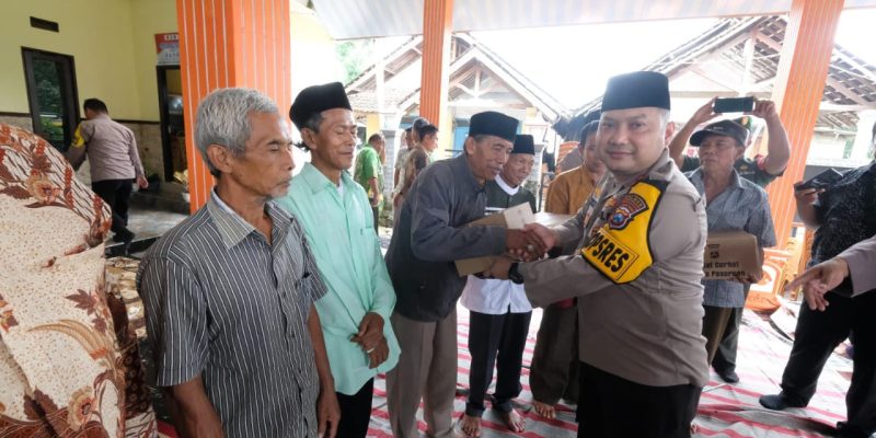 Polri Bersama Masyarakat, Kapolres Pasuruan Menggelar Cakrukan Dengan Warga (Candra)