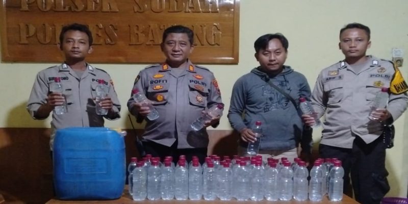 Melalui KRYD, Polsek Subah Amankan Puluhan Botol Miras
