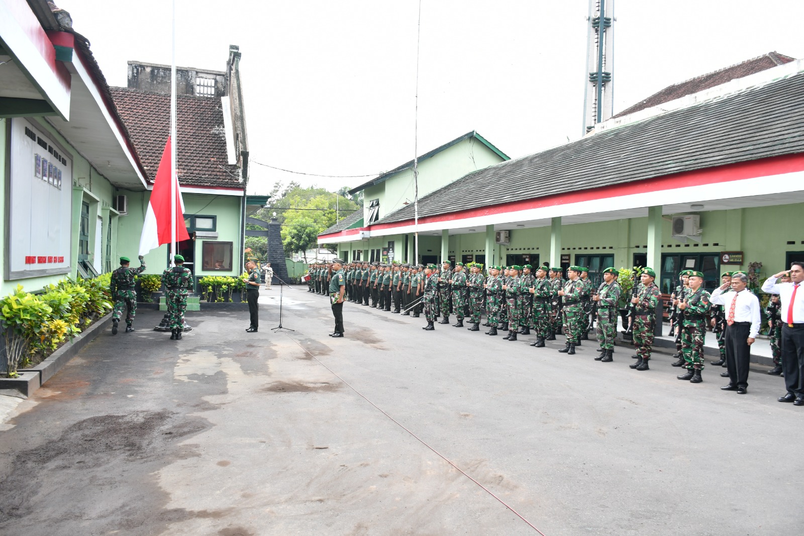 Upacara Tujuh Belasan Diwarnai Amanat Hebat! Letkol Arm Suhendra Chipta Ungkap Pesan Penting dari Pangdam V Brawijaya