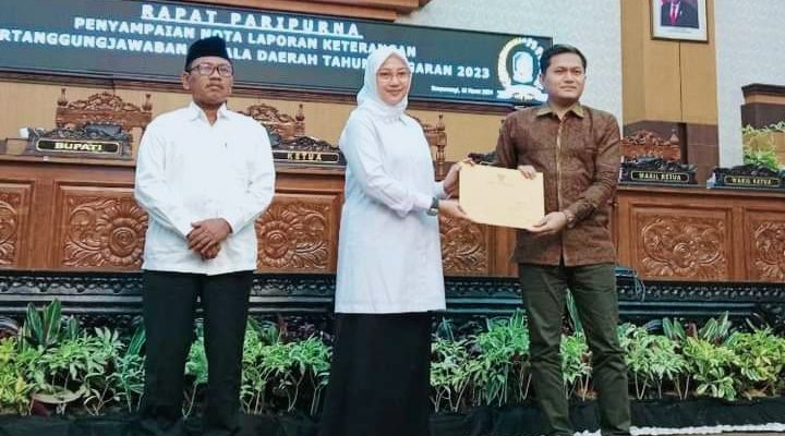 Bupati Banyuwangi Paparkan Capaian Kinerja Tahun 2023 Dihadapan Anggota DPRD Lintas Fraksi