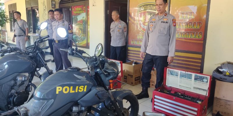 Polres Purwakarta Lakukan Perawatan Kendaraan Dinas Untuk Persiapan Oprasi Ketupat Lodaya 2024